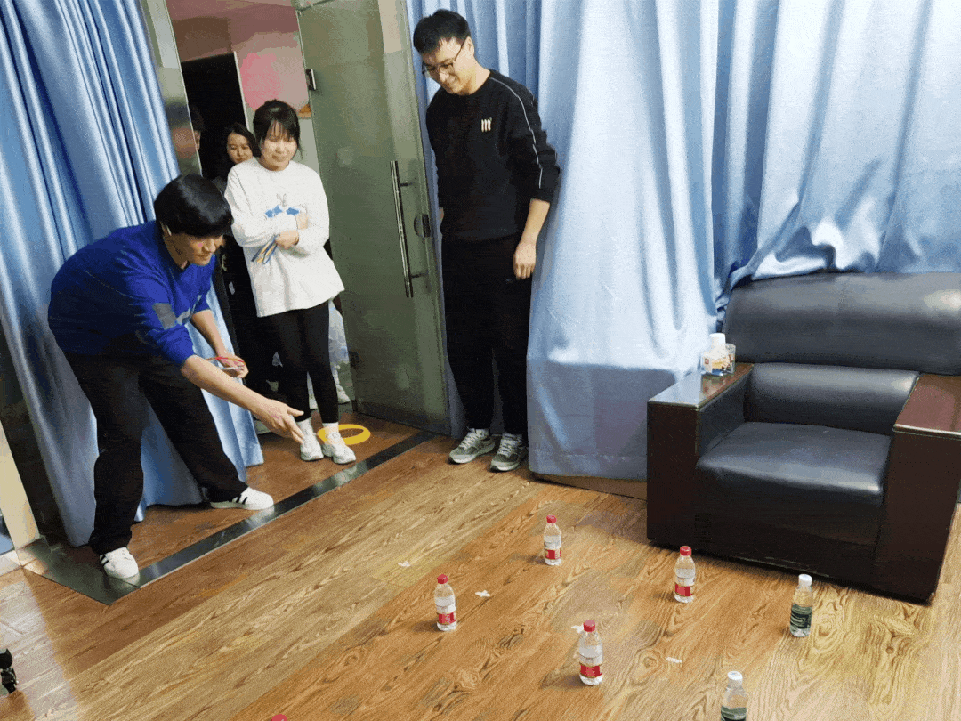 1677555235731.gif